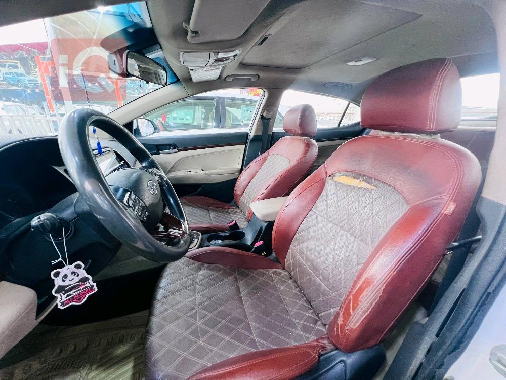 هيونداي النترا